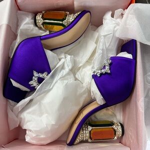 Nalebe purple with color heels. Brand new
